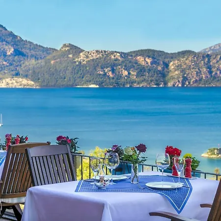 Swan - Adult Only Szálloda