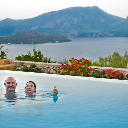 Swan - Adult Only Hotel 2*