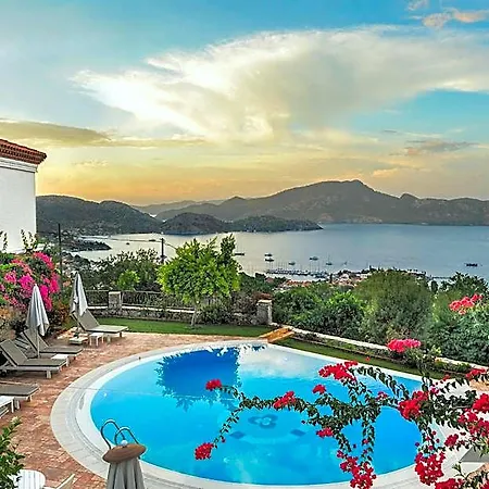 Swan - Adult Only Hotel 2*